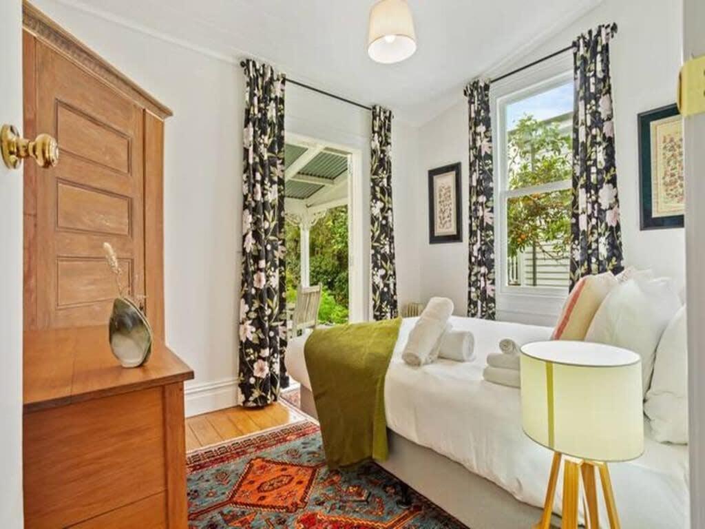 Cheerful 1 Bedroom Home With Free Parking Auckland Bagian luar foto