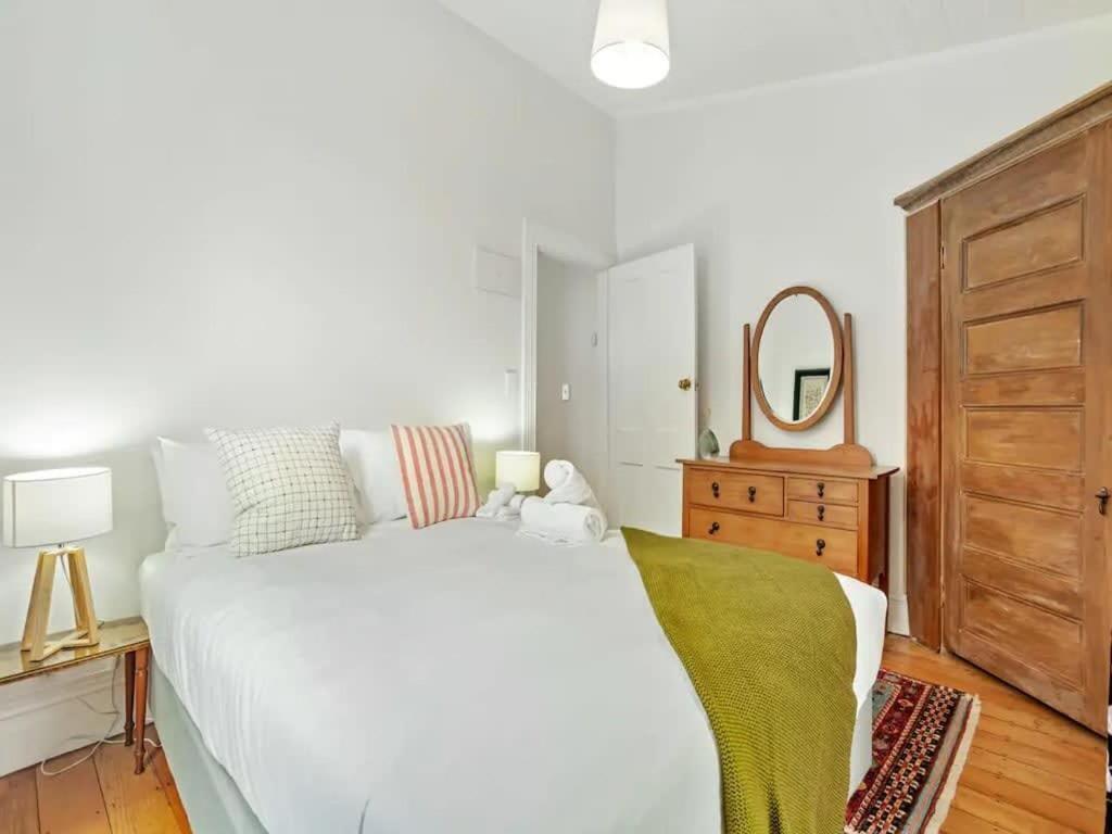 Cheerful 1 Bedroom Home With Free Parking Auckland Bagian luar foto